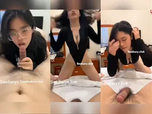 Em rau vú đẹp kính cận liếm cò điêu luyện